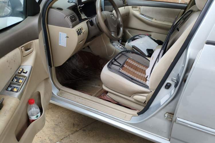 Used Toyota Corolla EX 2011 1.6L Automatic Classic Edition Driver Seat