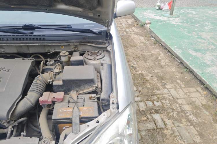 Used Toyota Corolla EX 2011 1.6L Automatic Luxury Edition Engine Bay Left