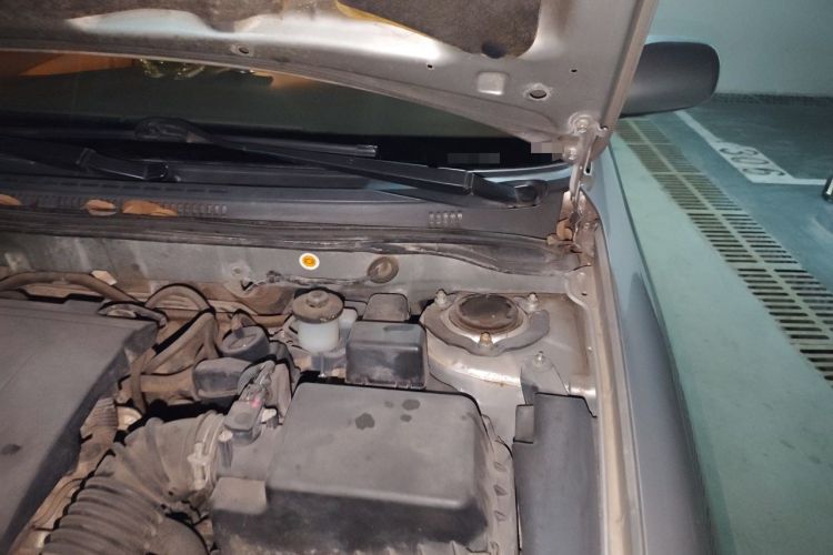 Used Toyota Corolla EX 2011 1.6L Manual Luxury Edition Engine Bay Left