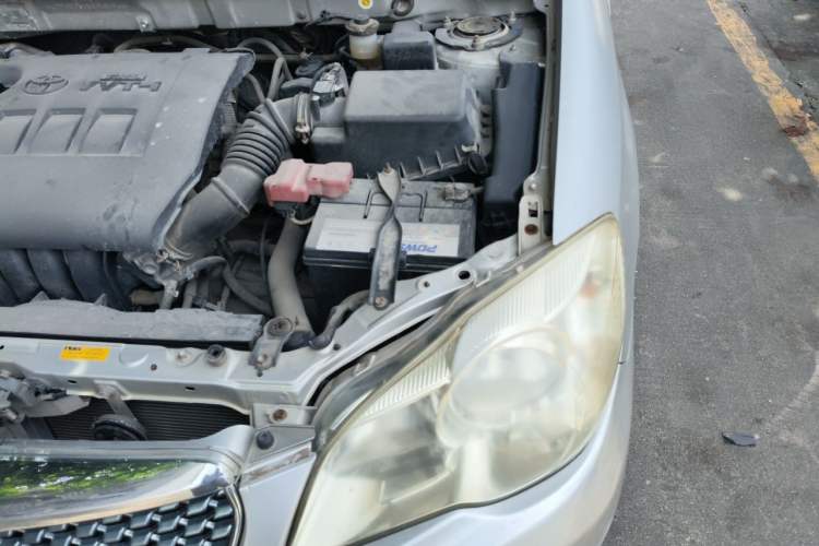 Used Toyota Corolla EX 2011 1.6L Automatic Classic Edition Engine Bay Left