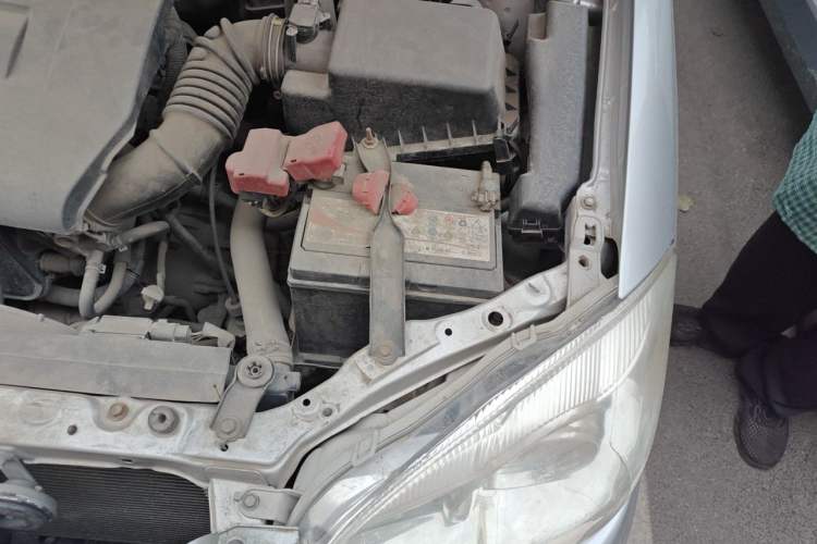 Used Toyota Corolla EX 2011 1.6L Automatic Luxury Edition Engine Bay Left