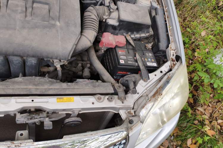 Used Toyota Corolla EX 2011 1.6L Manual Luxury Edition Engine Bay Left