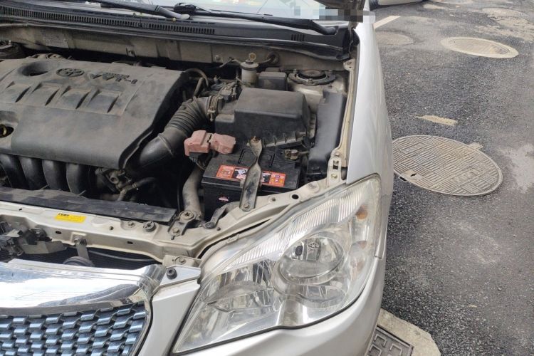 Used Toyota Corolla EX 2011 1.6L Automatic Classic Edition Engine Bay Left