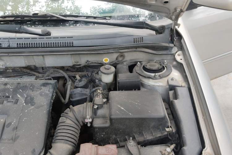 Used Toyota Corolla EX 2011 1.6L Automatic Classic Edition Engine Bay Left