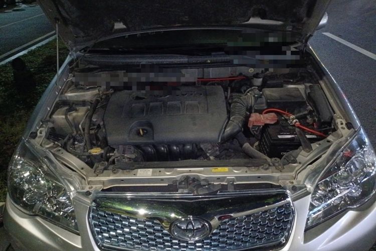Used Toyota Corolla EX 2011 1.6L Manual Classic Edition Engine Bay