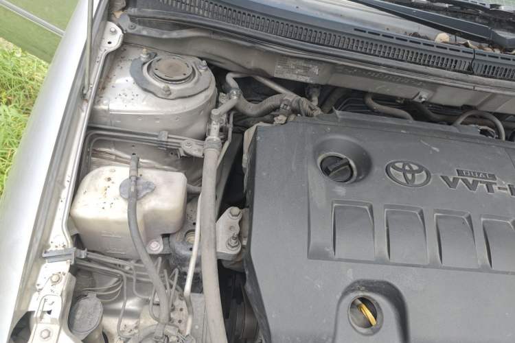 Used Toyota Corolla EX 2011 1.6L Automatic Luxury Edition Engine Bay Right