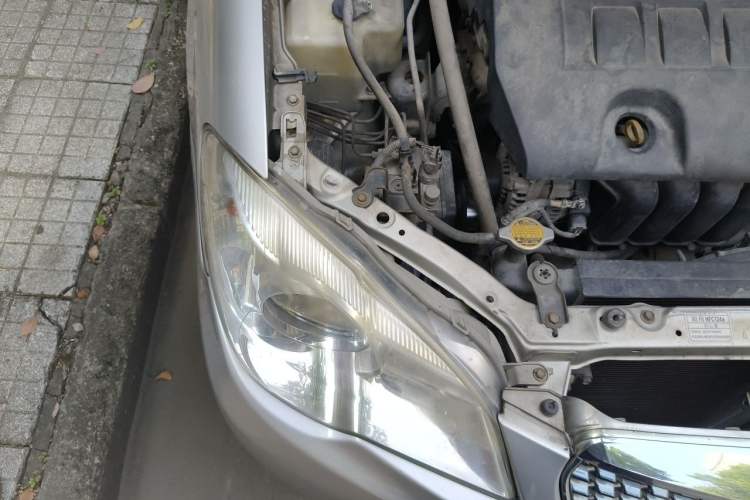 Used Toyota Corolla EX 2011 1.6L Automatic Classic Edition Engine Bay Right
