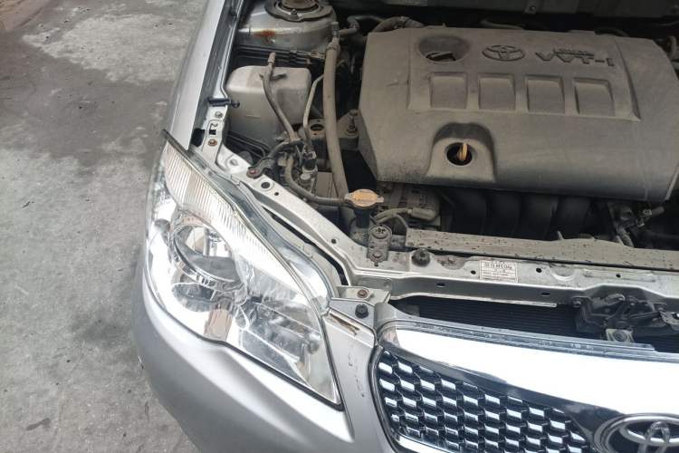 Used Toyota Corolla EX 2011 1.6L Manual Special Offer Version Engine Bay Right