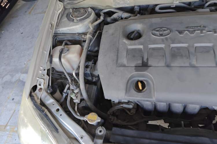 Used Toyota Corolla EX 2011 1.6L Manual Classic Edition Engine Bay Right