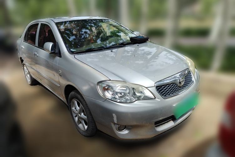 Used Toyota Corolla EX 2011 1.6L Automatic Luxury Edition Front Right 45 Deg