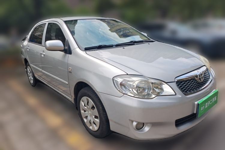 Used Toyota Corolla EX 2011 1.6L Automatic Classic Edition Front Right 45 Deg
