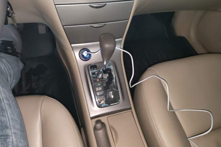 Used Toyota Corolla EX 2011 1.6L Automatic Luxury Edition Gear Lever