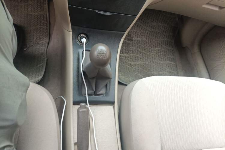 Used Toyota Corolla EX 2011 1.6L Manual Special Offer Version Gear Lever