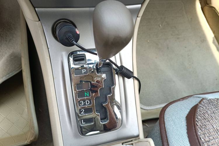 Used Toyota Corolla EX 2011 1.6L Automatic Luxury Edition Gear Lever