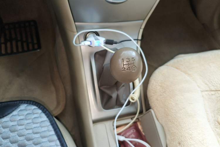 Used Toyota Corolla EX 2011 1.6L Manual Luxury Edition Gear Lever