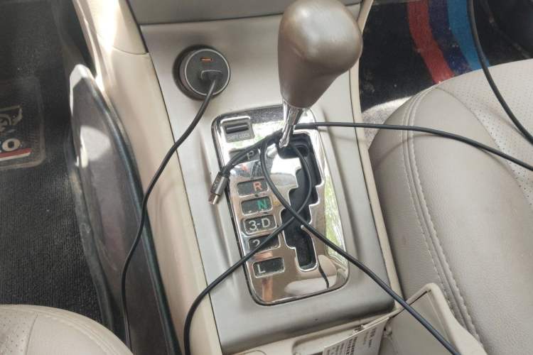 Used Toyota Corolla EX 2011 1.6L Automatic Classic Edition Gear Lever