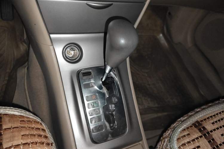 Used Toyota Corolla EX 2011 1.6L Automatic Classic Edition Gear Lever