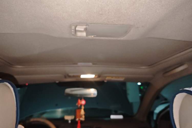 Used Toyota Corolla EX 2011 1.6L Manual Luxury Edition Headliner