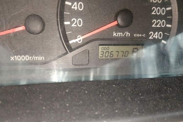 Used Toyota Corolla EX 2011 1.6L Automatic Classic Edition Odometer Close Up