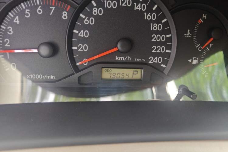 Used Toyota Corolla EX 2011 1.6L Automatic Luxury Edition Odometer Close Up