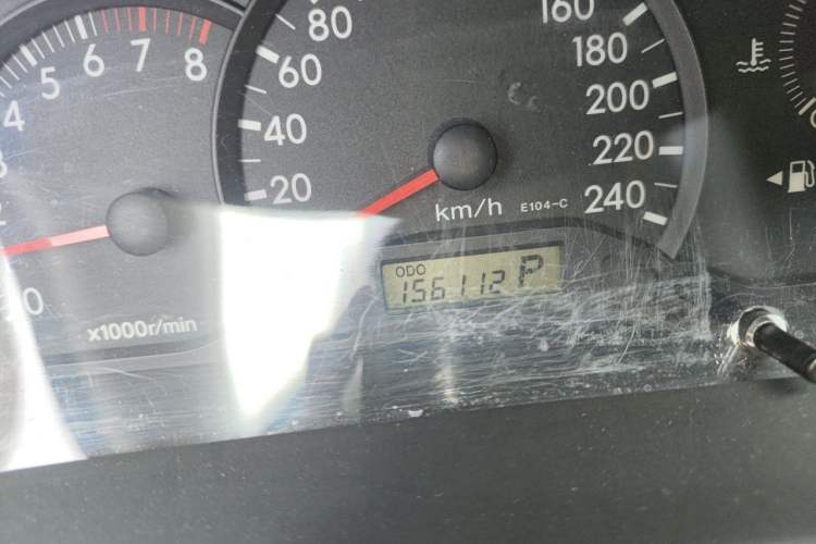 Used Toyota Corolla EX 2011 1.6L Automatic Luxury Edition Odometer Close Up