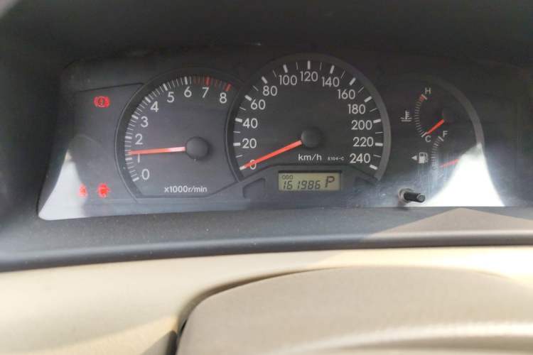 Used Toyota Corolla EX 2011 1.6L Automatic Luxury Edition Odometer Close Up