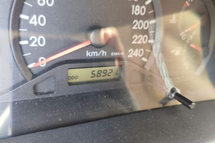 Used Toyota Corolla EX 2011 1.6L Manual Classic Edition Odometer Close Up