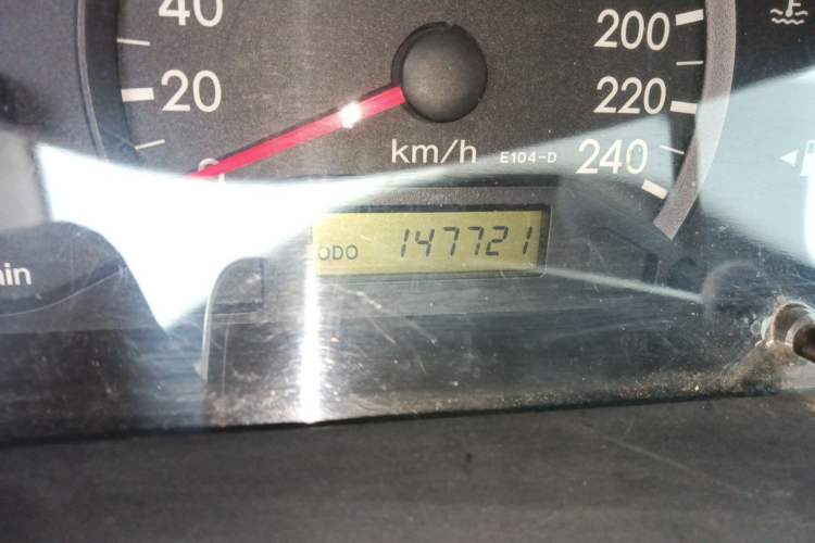 Used Toyota Corolla EX 2011 1.6L Manual Luxury Edition Odometer Close Up