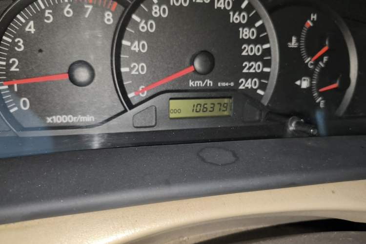 Used Toyota Corolla EX 2011 1.6L Manual Classic Edition Odometer Close Up