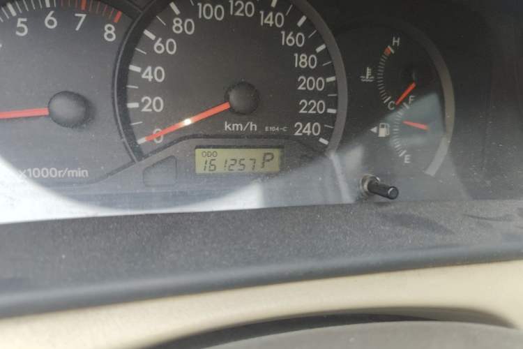 Used Toyota Corolla EX 2011 1.6L Automatic Luxury Edition Odometer Close Up