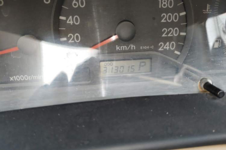 Used Toyota Corolla EX 2011 1.6L Automatic Classic Edition Odometer Close Up