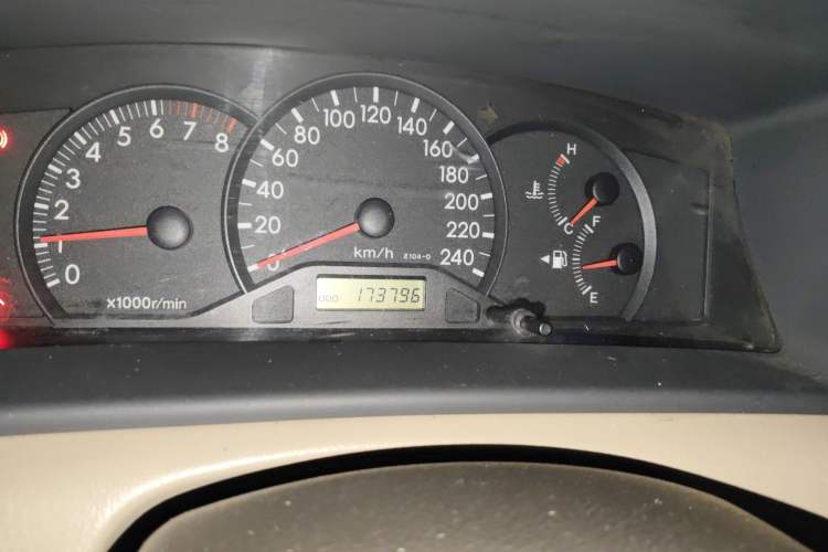 Used Toyota Corolla EX 2011 1.6L Manual Classic Edition Odometer Close Up