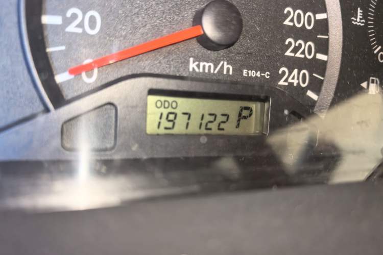 Used Toyota Corolla EX 2011 1.6L Automatic Luxury Edition Odometer Close Up