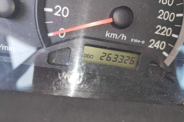 Used Toyota Corolla EX 2011 1.6L Manual Classic Edition Odometer Close Up