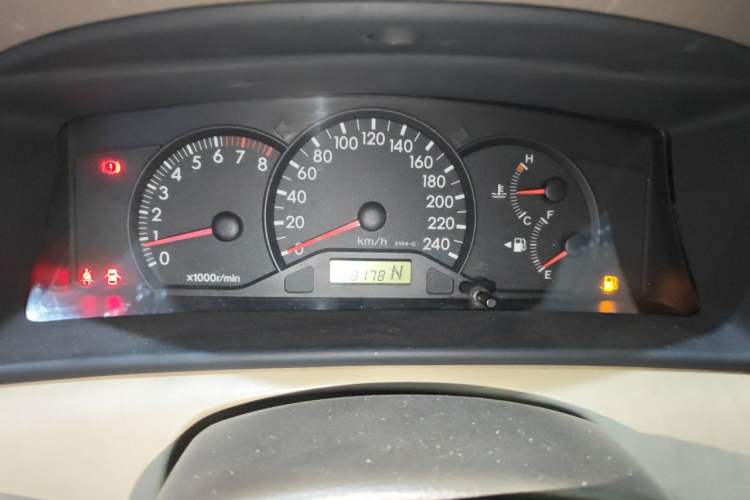 Used Toyota Corolla EX 2011 1.6L Automatic Classic Edition Odometer Close Up