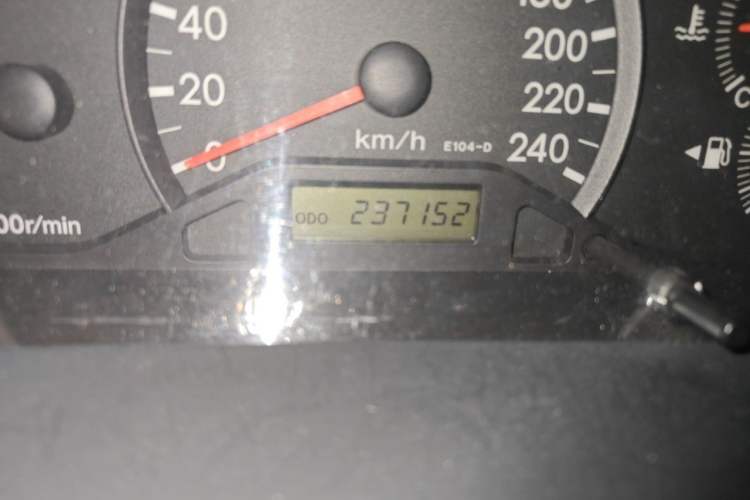 Used Toyota Corolla EX 2011 1.6L Manual Classic Edition Odometer Close Up