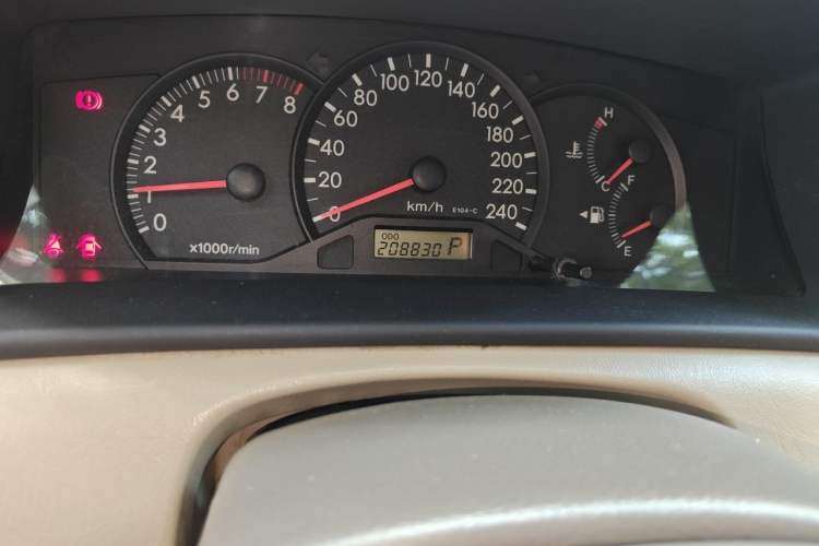 Used Toyota Corolla EX 2011 1.6L Automatic Classic Edition Odometer Close Up