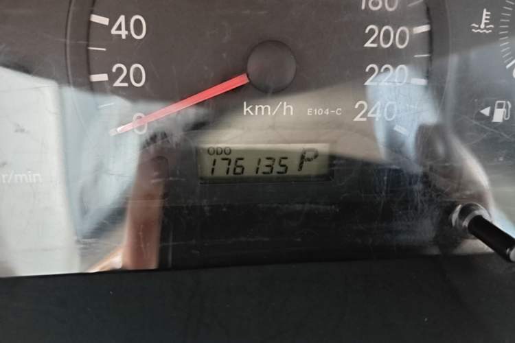 Used Toyota Corolla EX 2011 1.6L Automatic Classic Edition Odometer Close Up