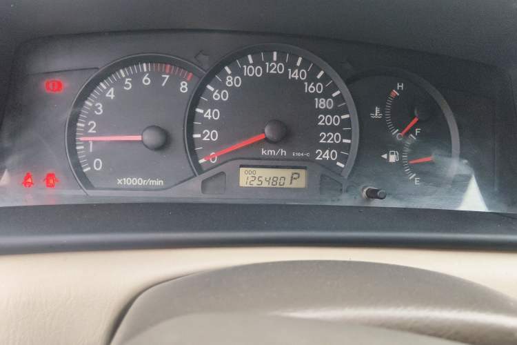 Used Toyota Corolla EX 2011 1.6L Automatic Luxury Edition Odometer Close Up