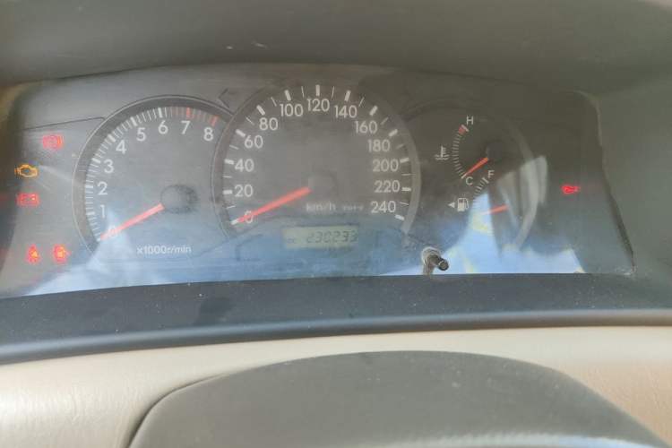 Used Toyota Corolla EX 2011 1.6L Manual Classic Edition Odometer Close Up