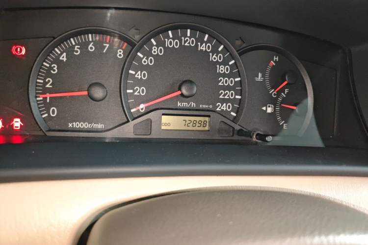 Used Toyota Corolla EX 2011 1.6L Manual Classic Edition Odometer Close Up