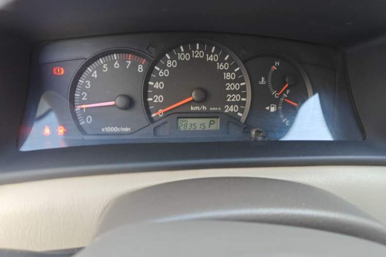 Used Toyota Corolla EX 2011 1.6L Automatic Luxury Edition Odometer Close Up