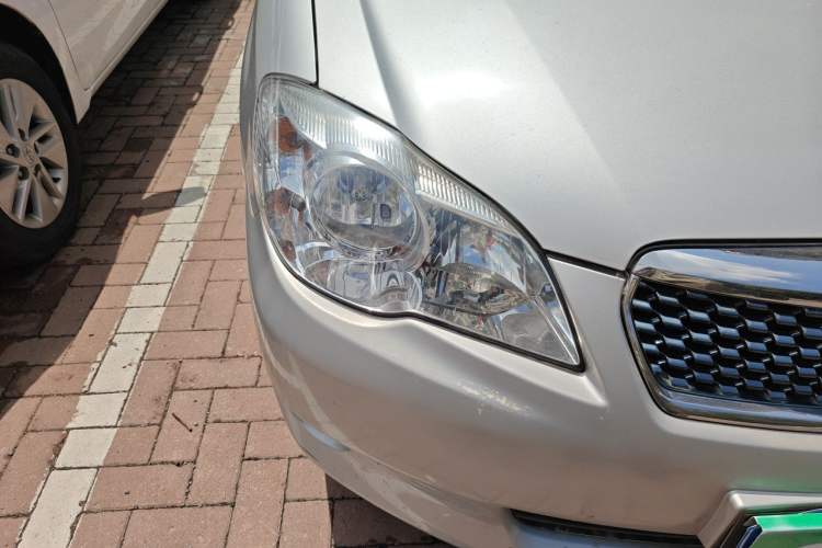 Used Toyota Corolla EX 2011 1.6L Manual Luxury Edition Right Front Headlight