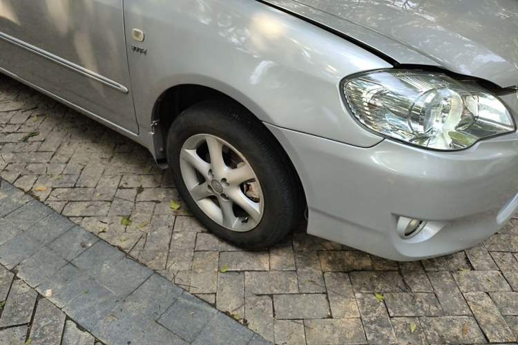 Used Toyota Corolla EX 2011 1.6L Manual Classic Edition Right Front Wheel Hub