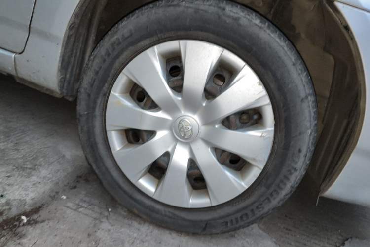 Used Toyota Corolla EX 2011 1.6L Manual Classic Edition Right Front Wheel Hub