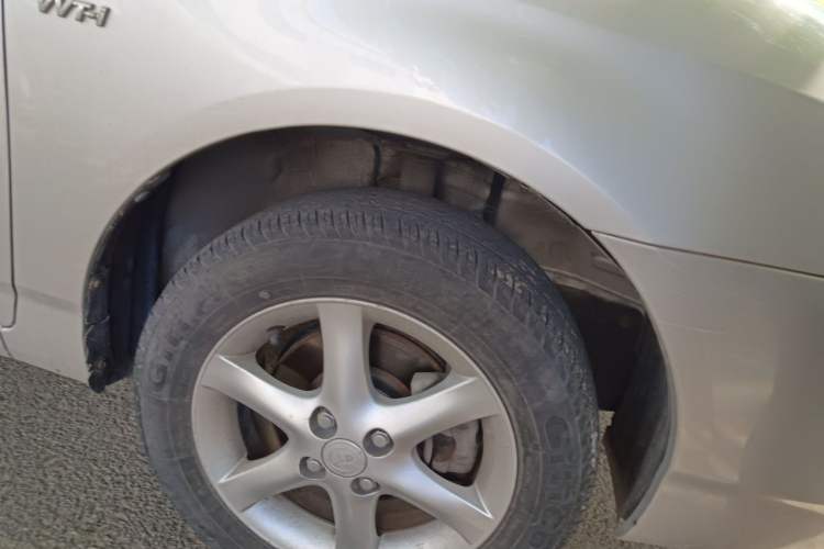 Used Toyota Corolla EX 2011 1.6L Automatic Luxury Edition Right Front Wheel Hub