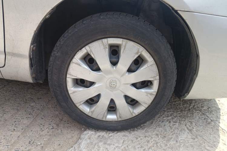 Used Toyota Corolla EX 2011 1.6L Automatic Classic Edition Right Front Wheel Hub