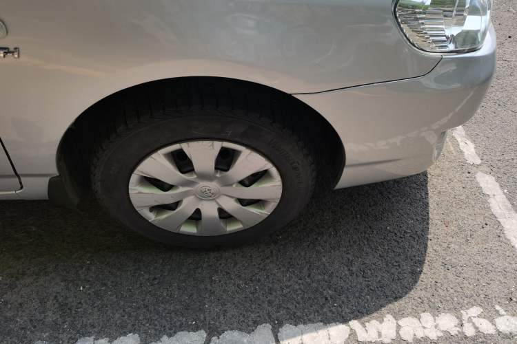 Used Toyota Corolla EX 2011 1.6L Automatic Classic Edition Right Front Wheel Hub