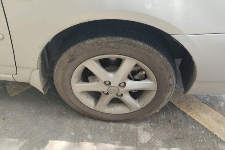 Used Toyota Corolla EX 2011 1.6L Automatic Classic Edition Right Front Wheel Hub