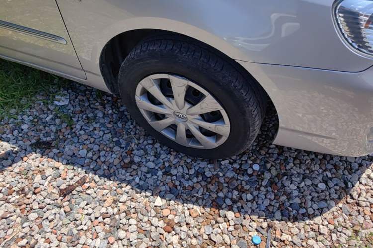 Used Toyota Corolla EX 2011 1.6L Automatic Classic Edition Right Front Wheel Hub